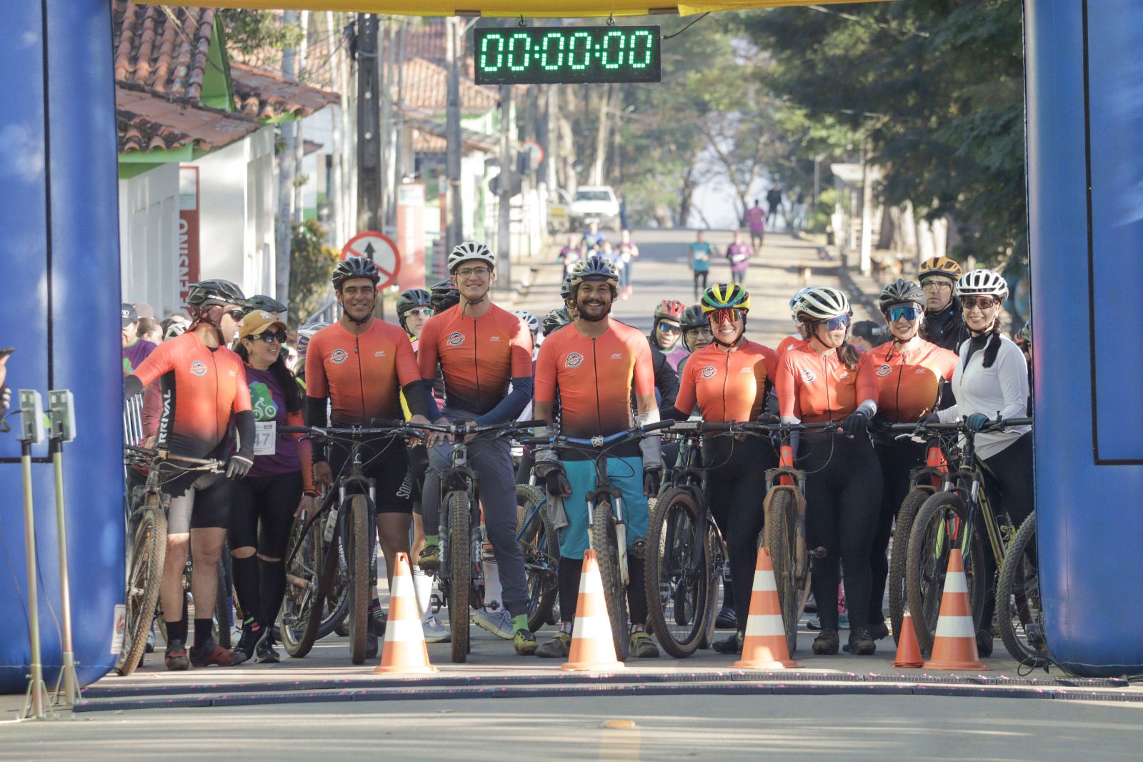 B2930048 3A09 4E24 B46E 82B4BD0046B0