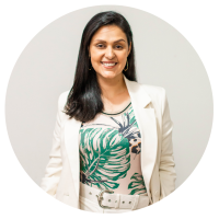 Foto da Diretora de Comunicação